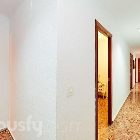 Classic Bedroom In The Center Of Alicante Bagian luar foto